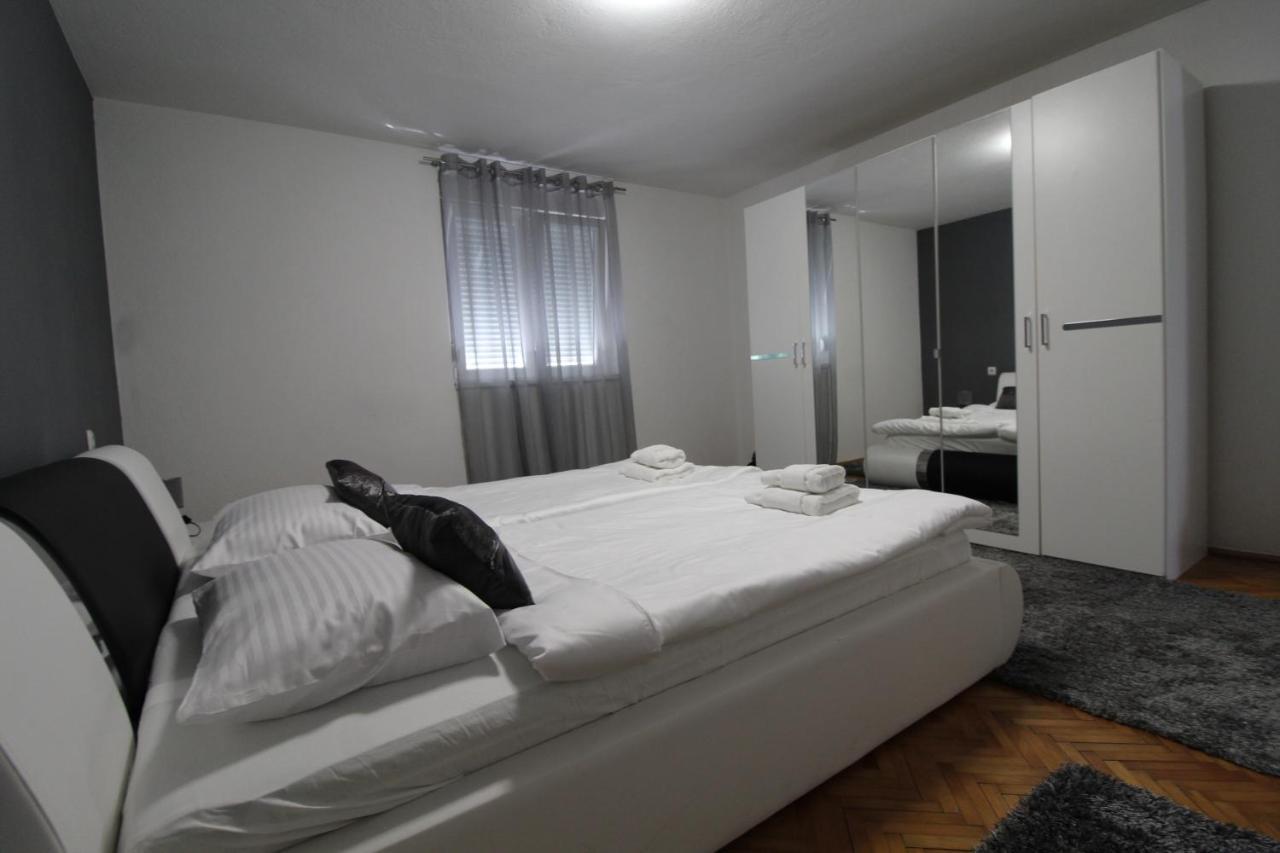 Matijas, 3 Bedroom With Terrace And Parking Lejlighed *